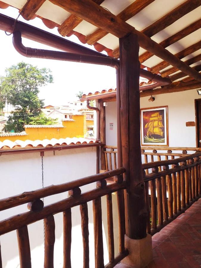 Las Cabezas Grises บาริชารา ภายนอก รูปภาพ