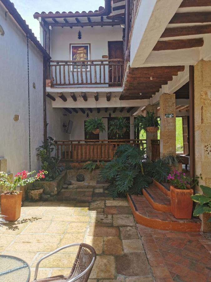 Las Cabezas Grises บาริชารา ภายนอก รูปภาพ